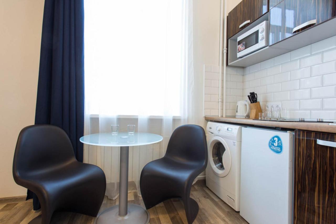 Studio Apartment In The Heart Of Kharkiv - Darvina Str. 17/2 외부 사진